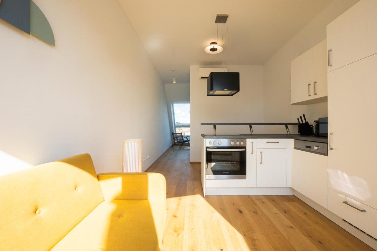 Orestaliving - Penthouse With Private Terrace Wenen Buitenkant foto